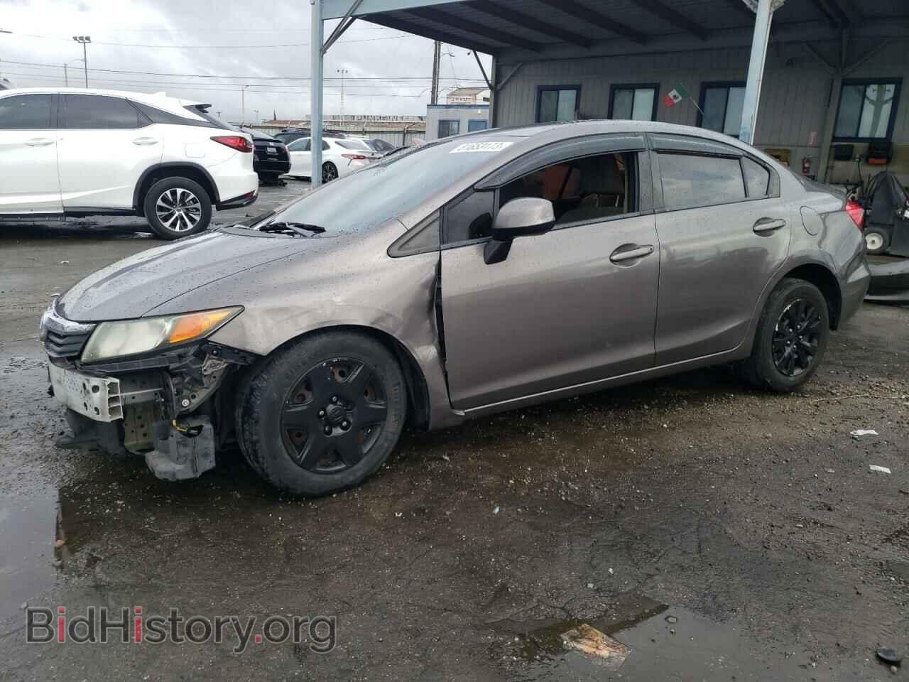 Фотография 19XFB2F52CE352558 - HONDA CIVIC 2012