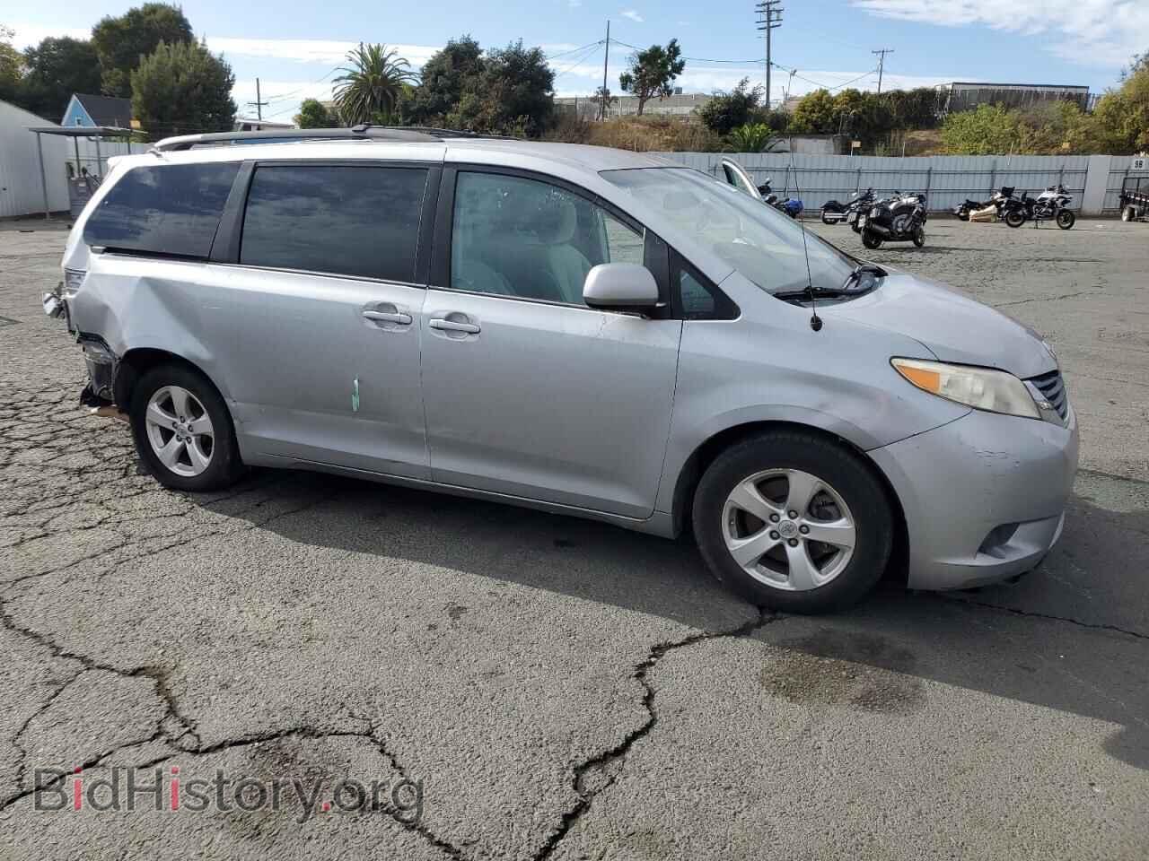 2012 TOYOTA All Models - VIN: 5TDKK3DC7CS208225 - Фото 4