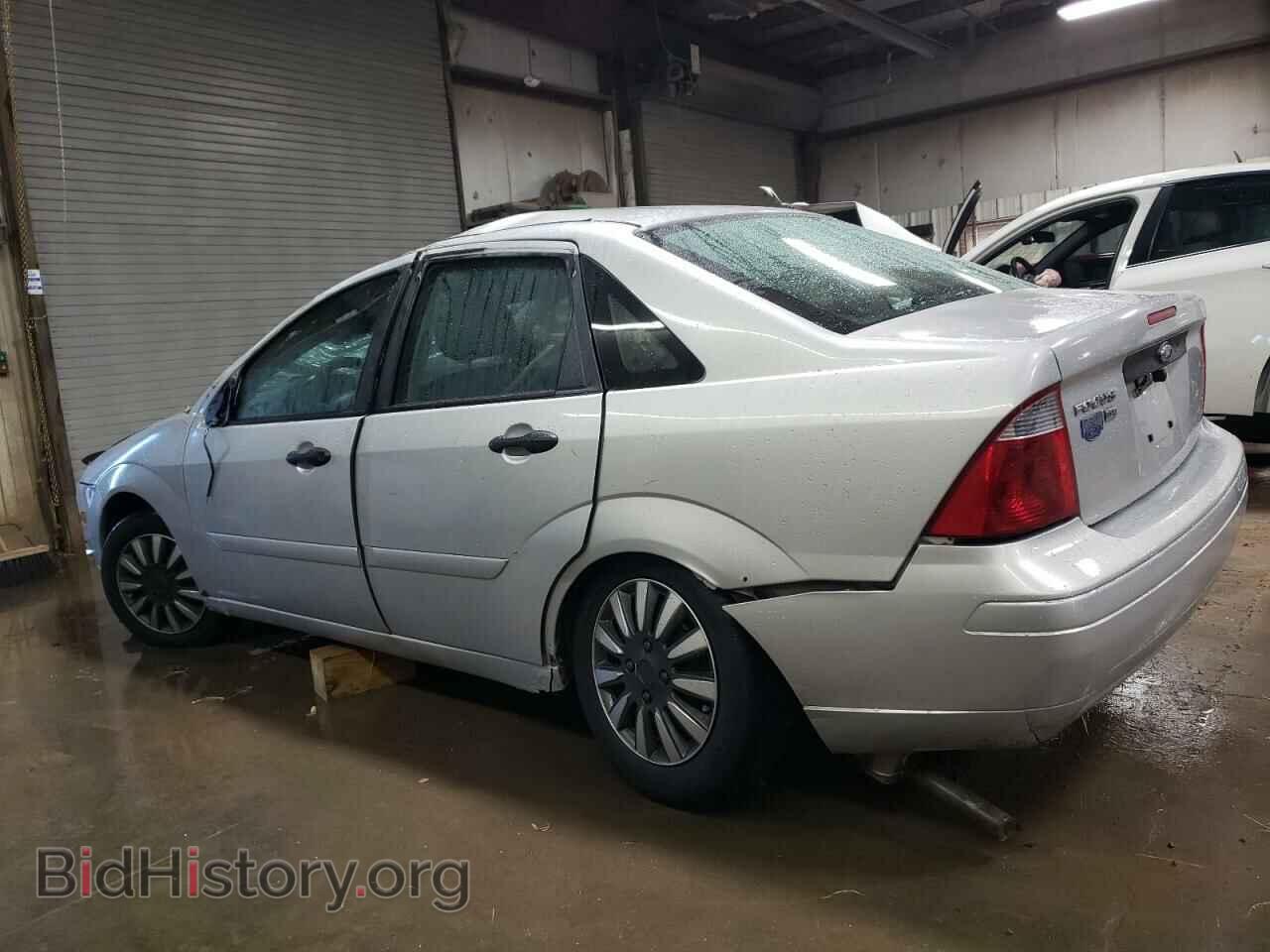 2007 FORD FOCUS - VIN: 1FAFP34N97W262884 - Фото 2