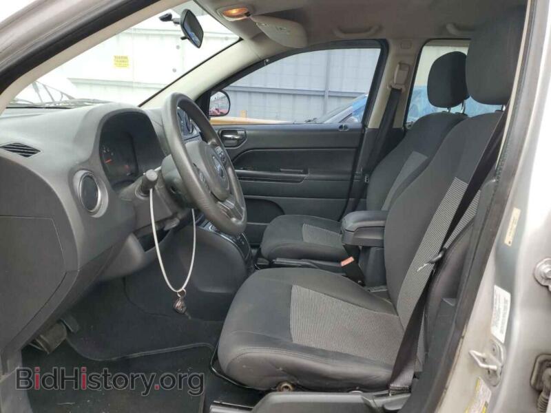2012 Jeep COMPASS (VIN 1C4NJCBA5CD553931) — photo 7 of 13