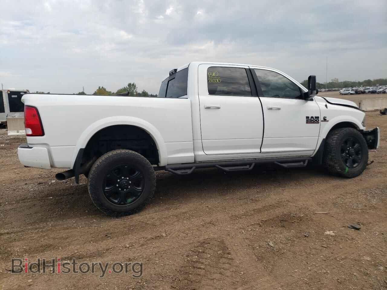 2018 RAM All Models - VIN: 3C6UR5DL1JG108706 - Photo 3