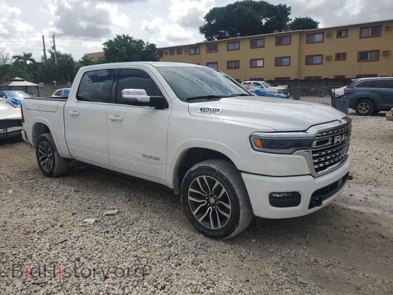 2025 RAM 1500 - VIN: 1C6SRFHP8SN570621 - Photo 4