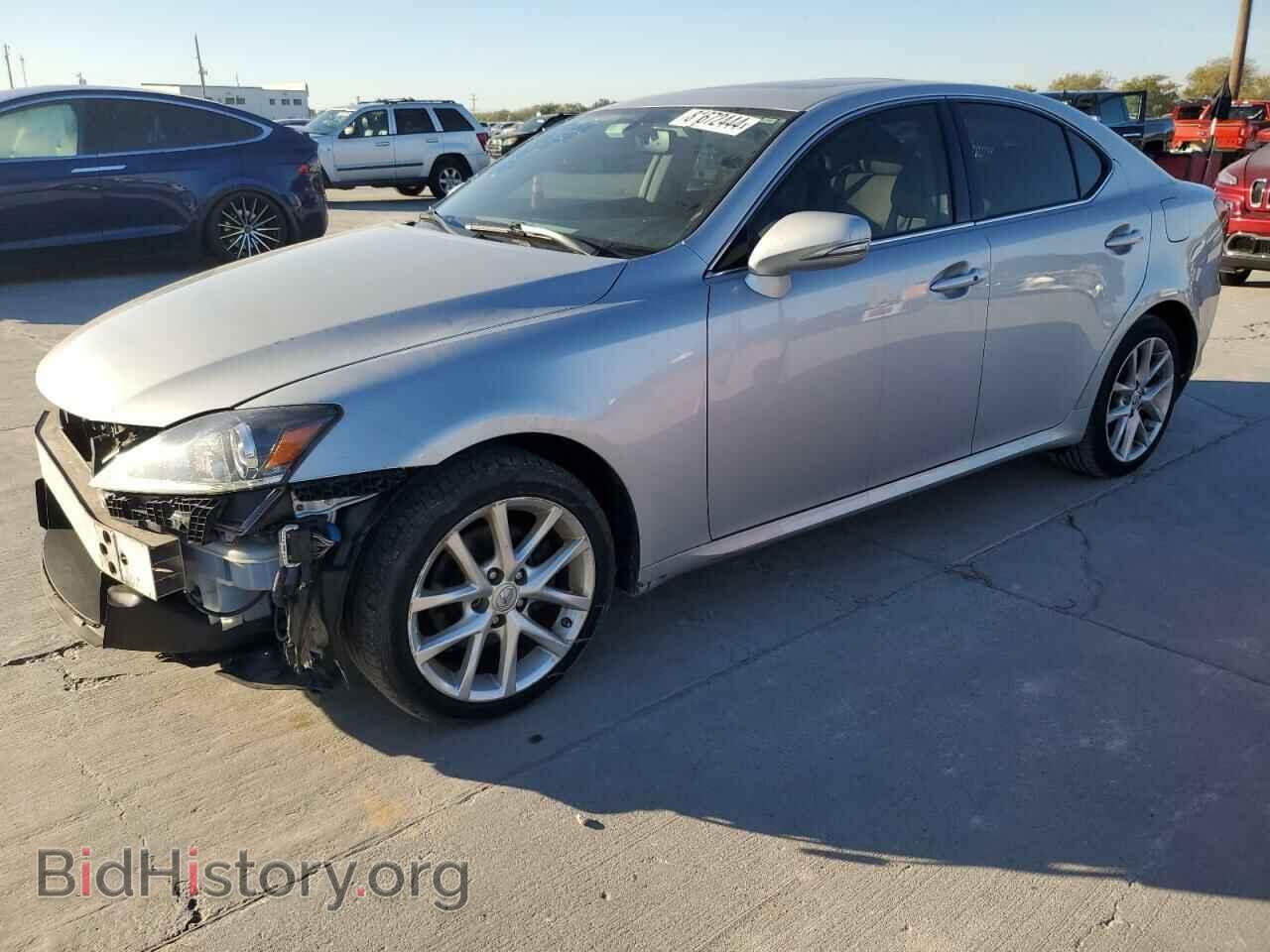 Photo JTHCF5C20B5047071 - LEXUS IS 2011