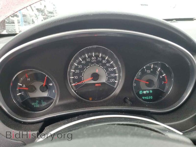 2013 Chrysler 200 (VIN 1C3CCBBBXDN610032) — фото 9 из 12