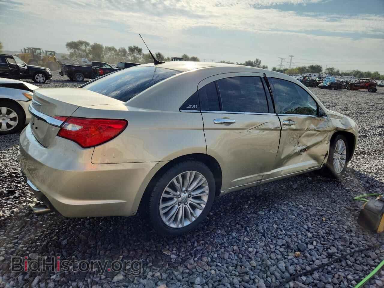 2011 CHRYSLER 200 - VIN: 1C3BC2FB6BN500999 - Фото 3