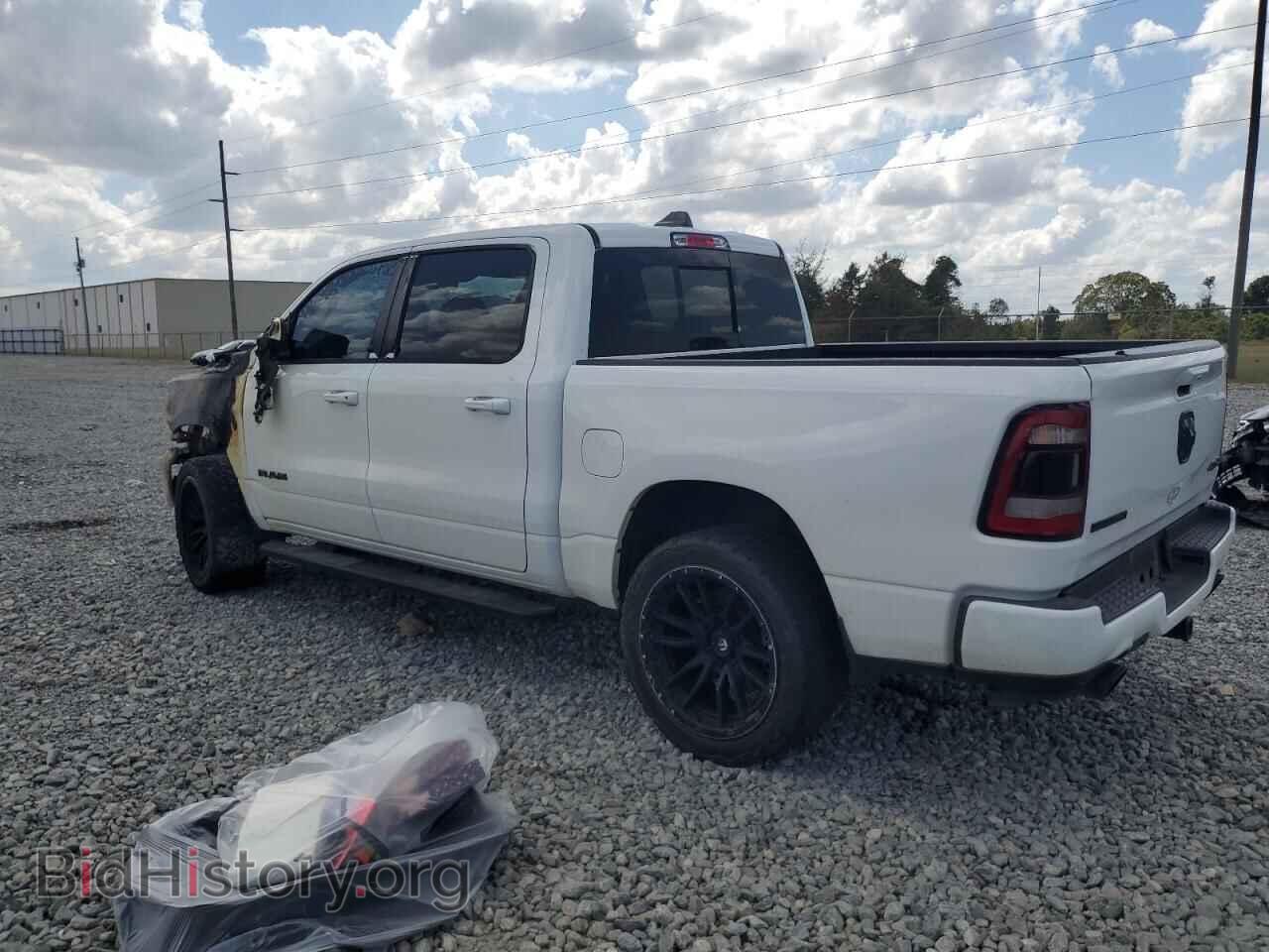 2020 RAM 1500 - VIN: 1C6SRFFTXLN328124 - Фото 2