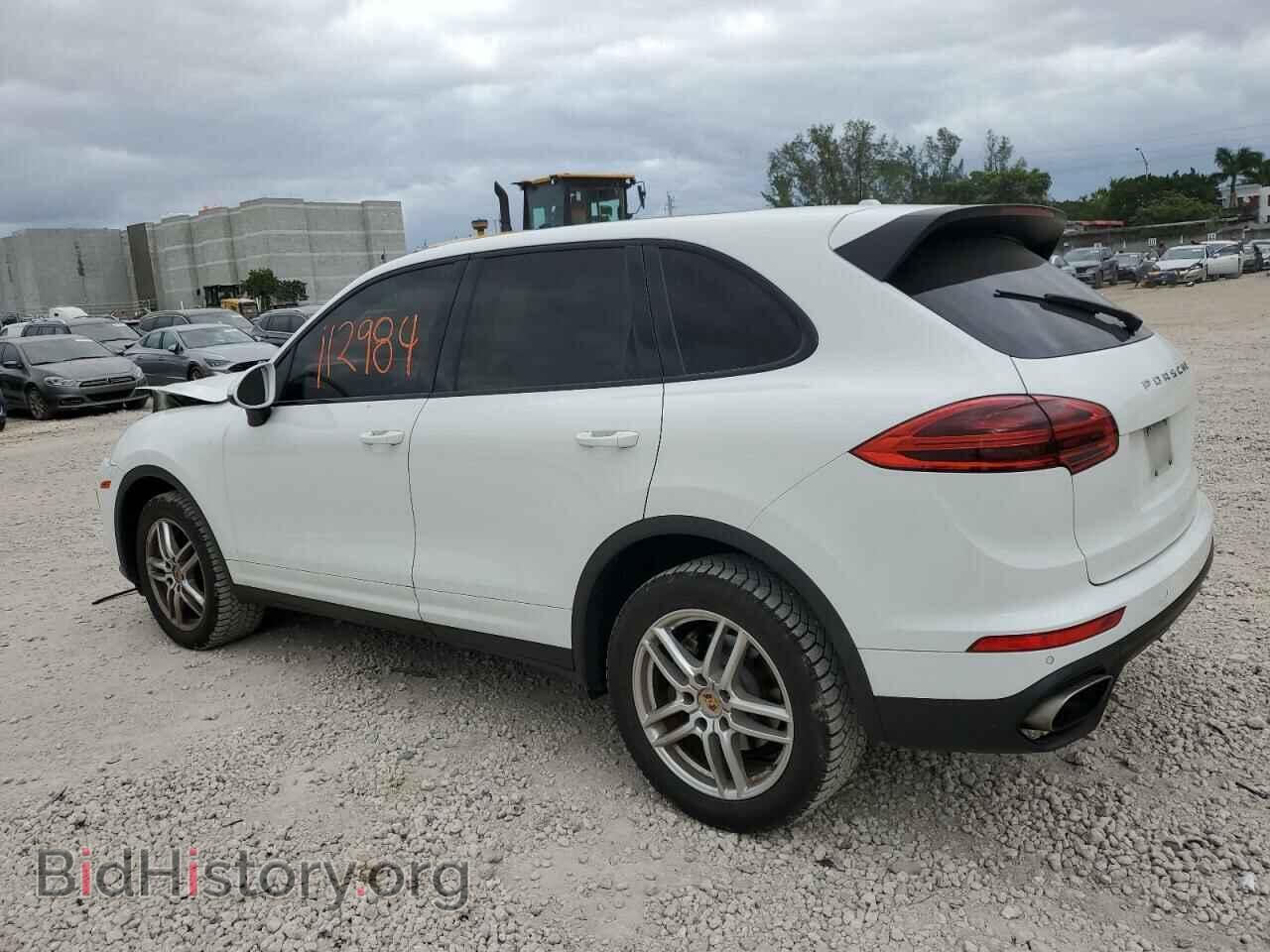 2016 PORSCHE CAYENNE - VIN: WP1AA2A24GLA01737 - Фото 2