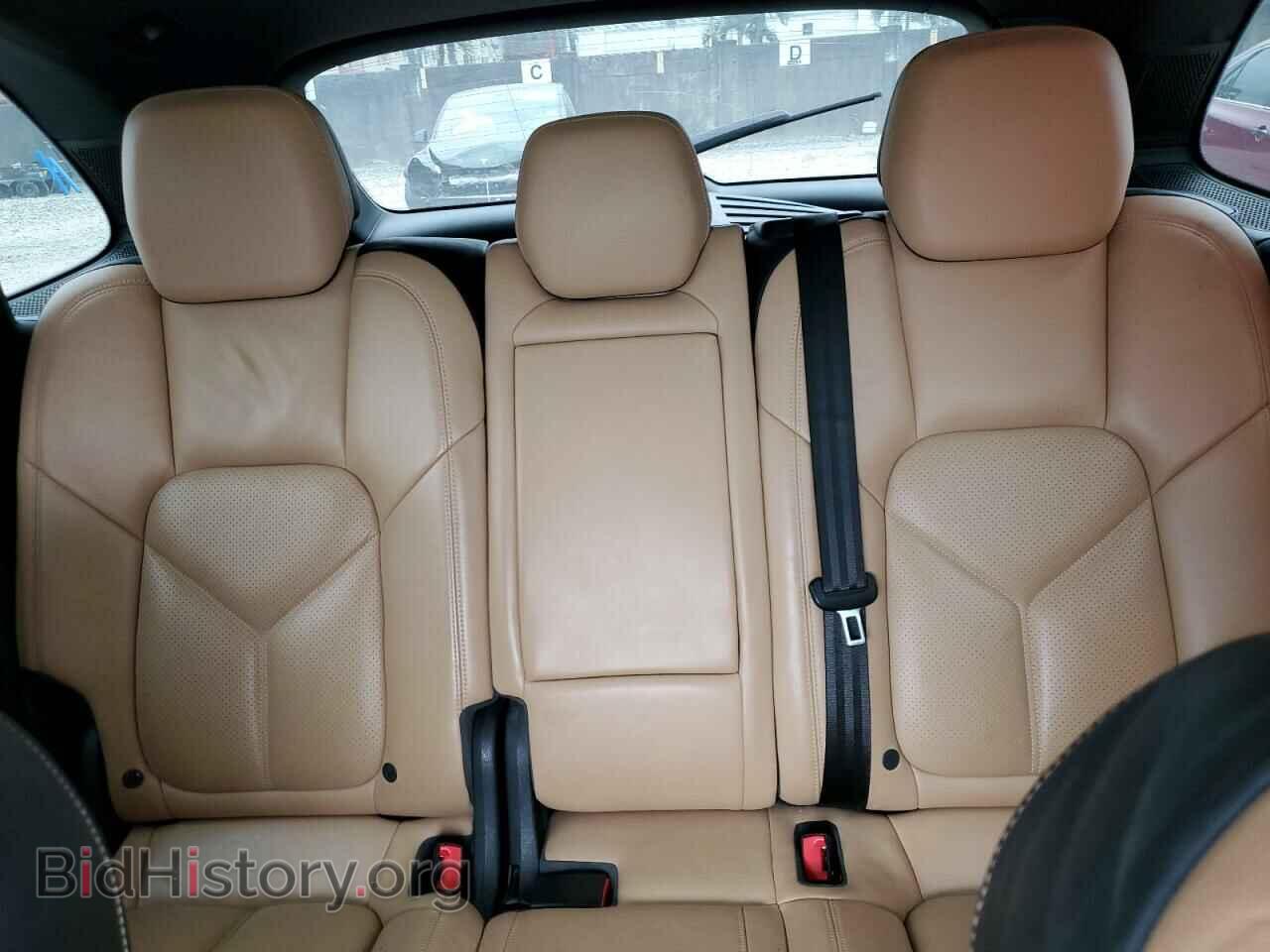 2016 PORSCHE CAYENNE - VIN: WP1AA2A24GLA01737 - Фото 10