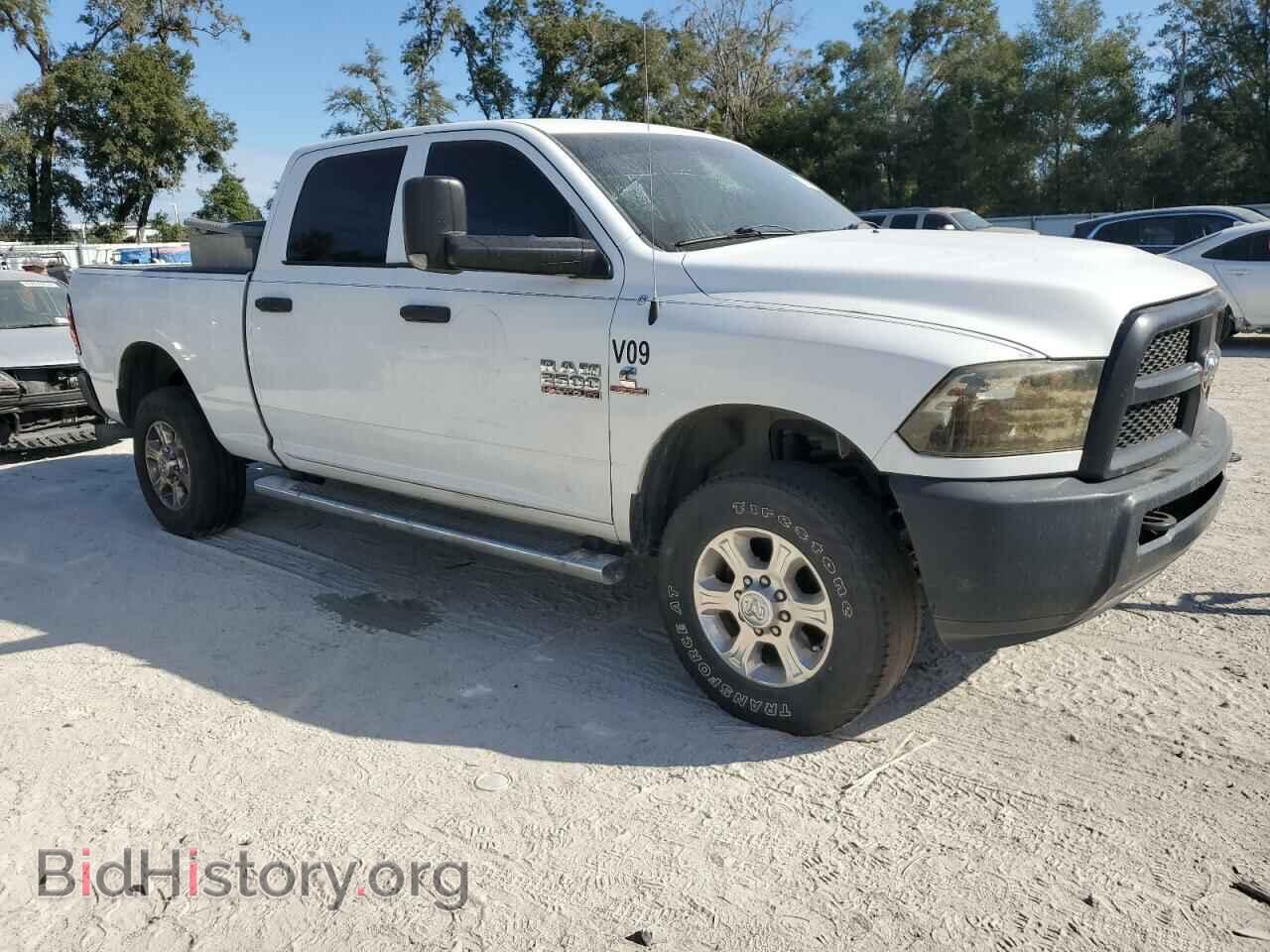 2015 RAM All Models - VIN: 3C6UR5CL4FG646390 - Фото 4