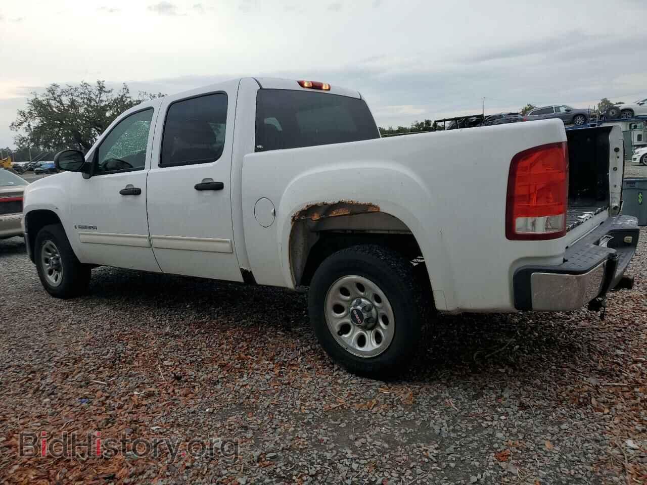 2007 GMC SIERRA - VIN: 2GTEC13C371721940 - Фото 2