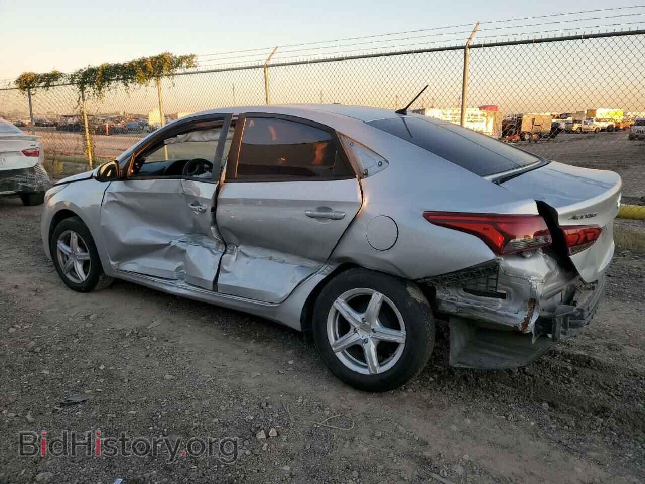 2018 HYUNDAI ACCENT - VIN: 3KPC24A30JE022256 - Фото 2