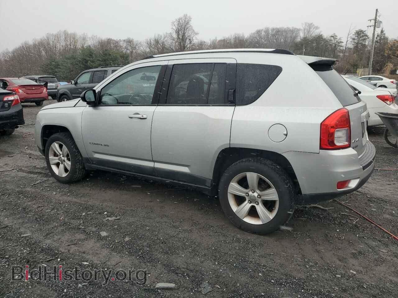 2011 JEEP COMPASS - VIN: 1J4NF1FB5BD258569 - Фото 2