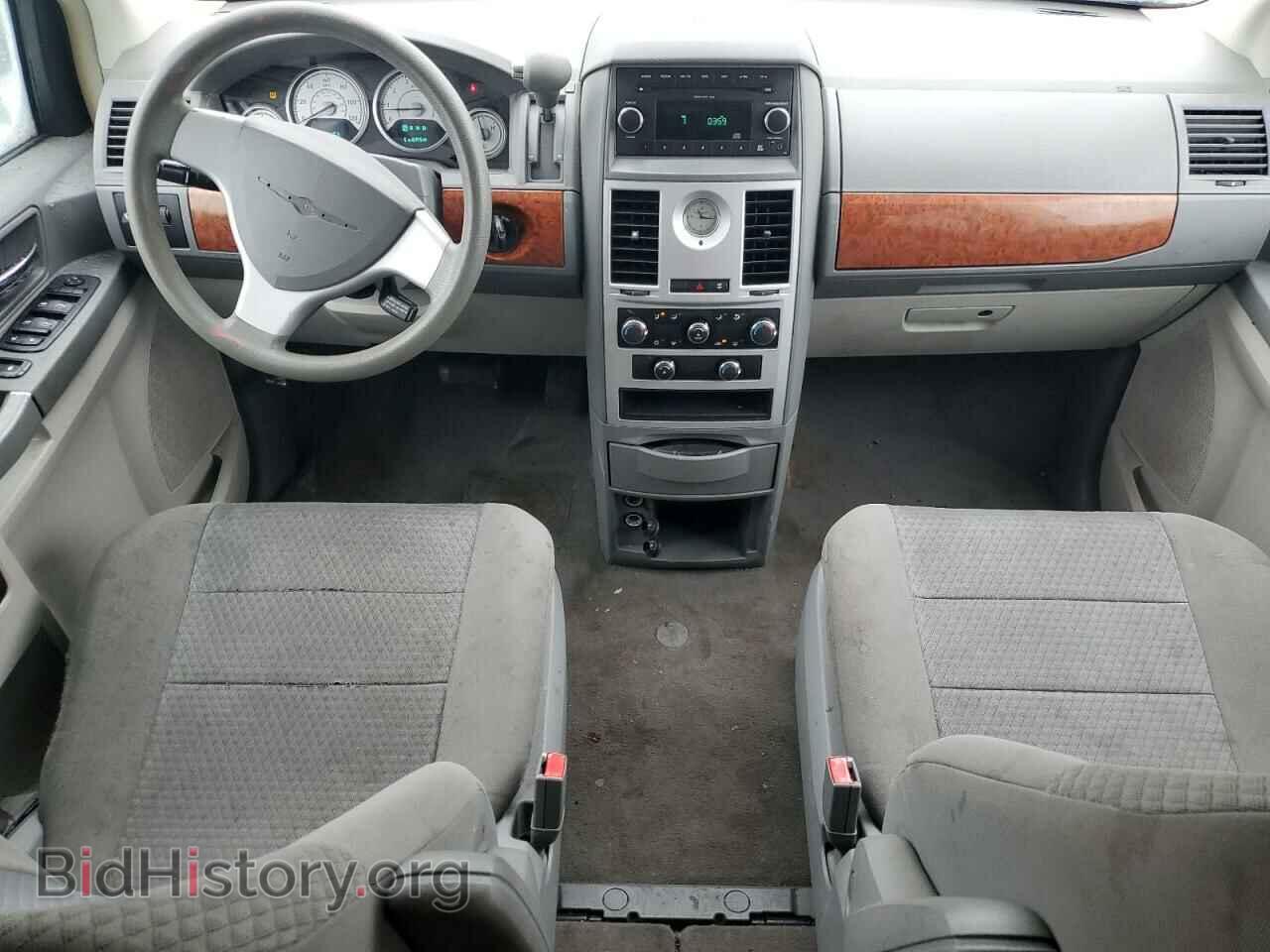 2009 CHRYSLER MINIVAN - VIN: 2A8HR44E29R521870 - Фото 8