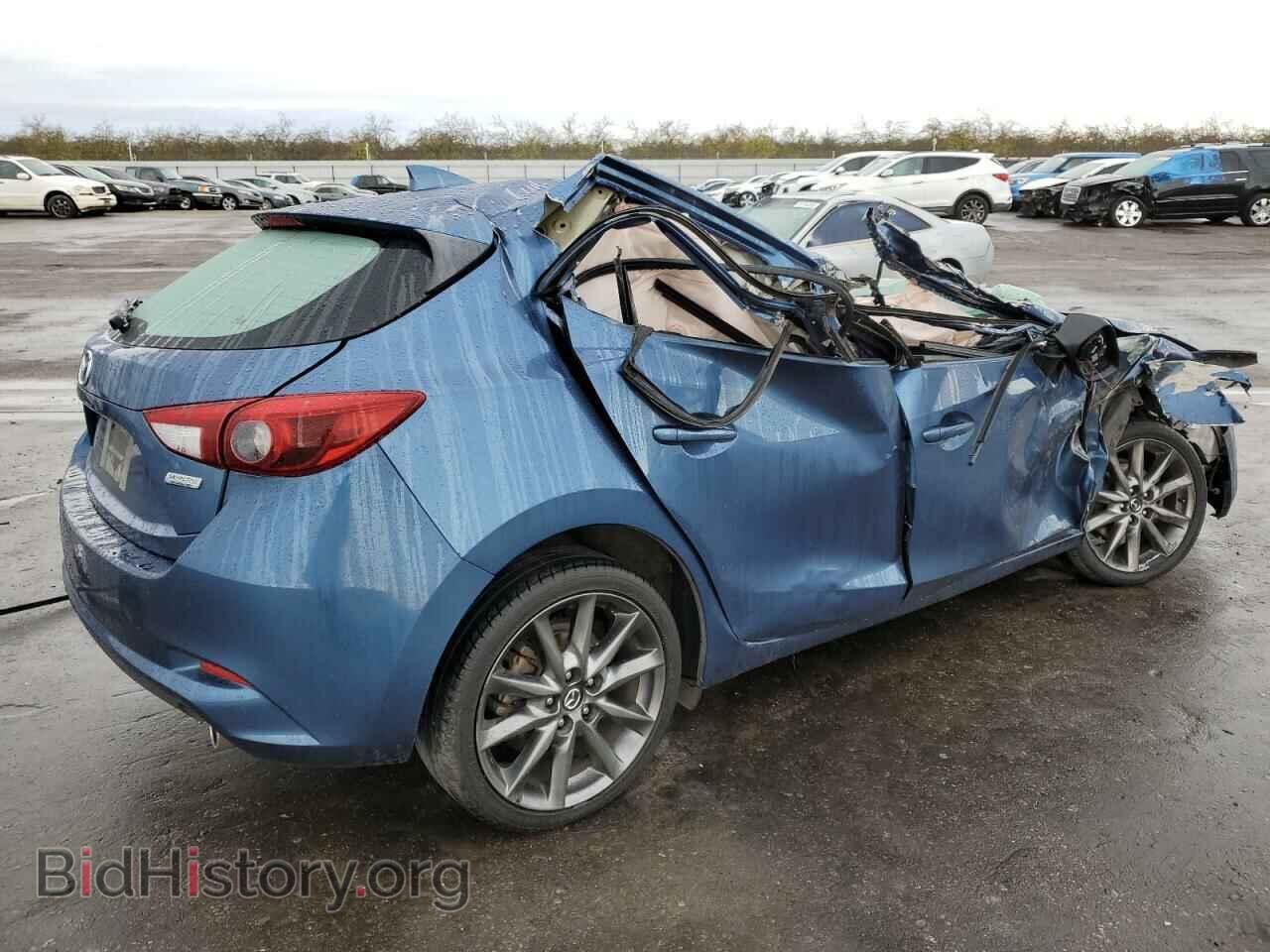 2018 MAZDA 3 - VIN: 3MZBN1M34JM160916 - Фото 3