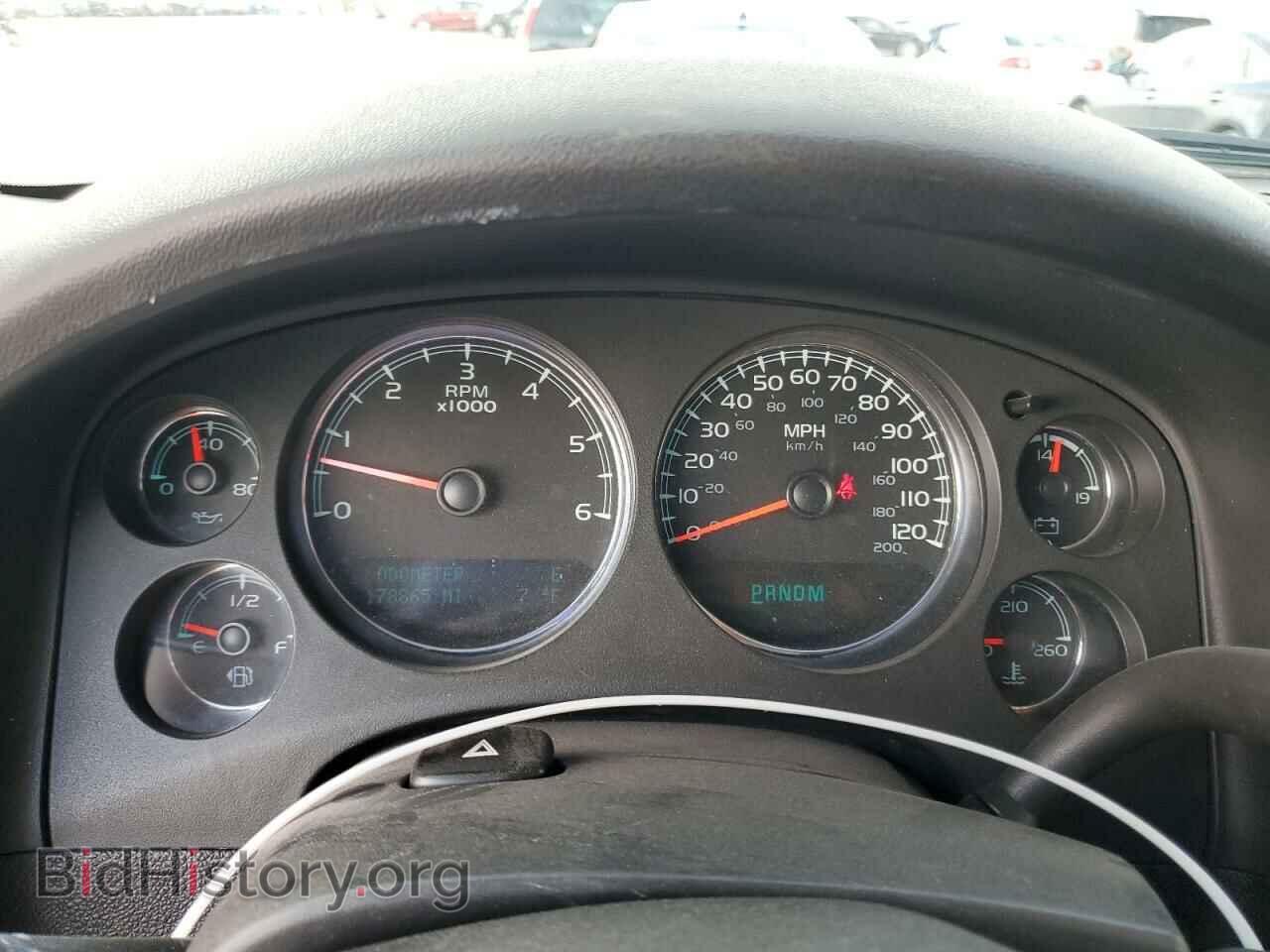 2011 GMC YUKON - VIN: 1GKS2MEF4BR260217 - Фото 9