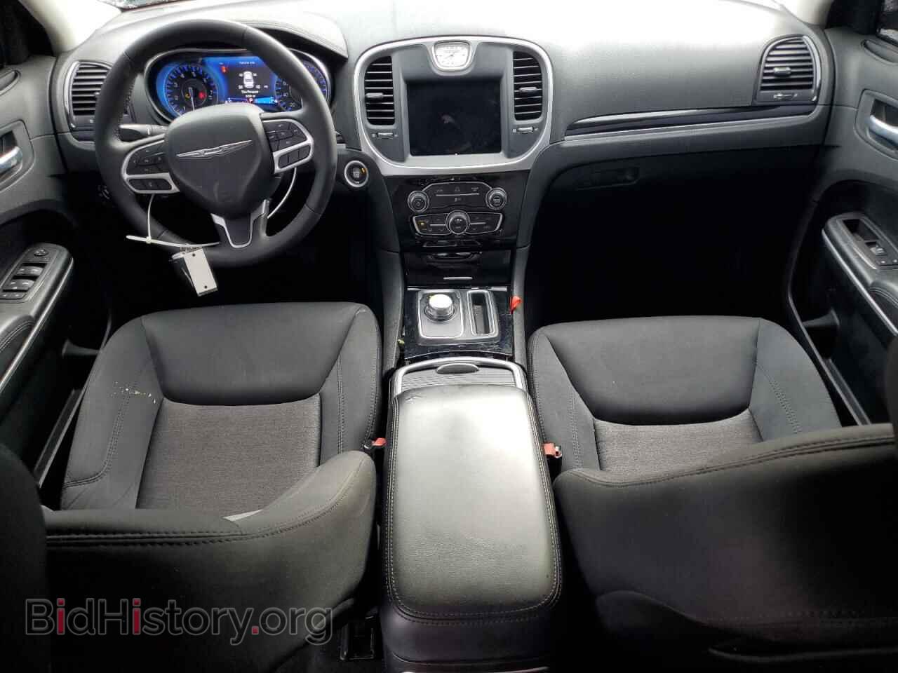 2023 CHRYSLER 300 - VIN: 2C3CCAAG0PH664976 - Фото 8