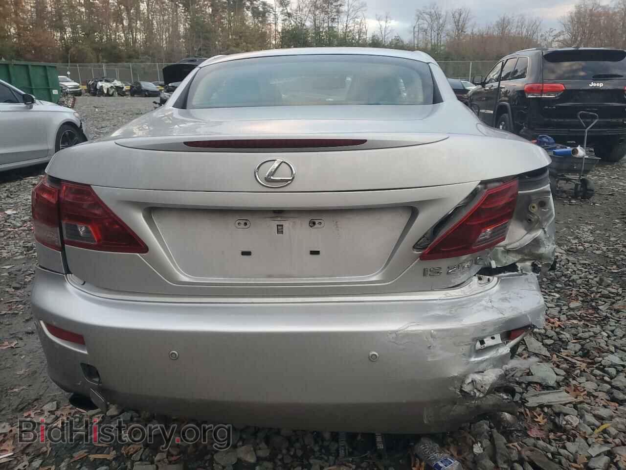 2011 LEXUS IS - VIN: JTHFF2C29B2519670 - Photo 6