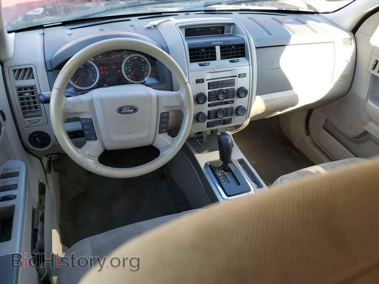 2011 FORD ESCAPE - VIN: 1FMCU0DG2BKB40885 - Фото 8