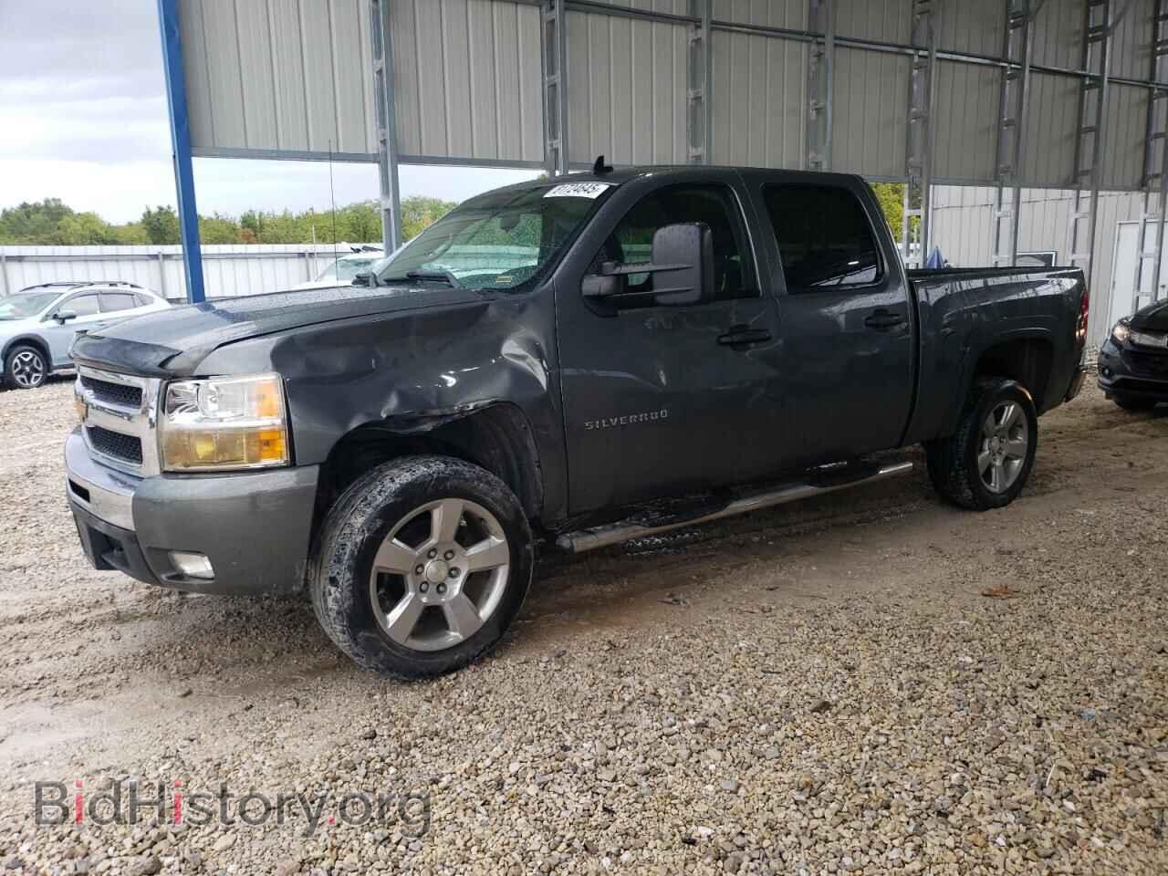 Photo 3GCPKSE33BG217841 - CHEVROLET ALL Models 2011