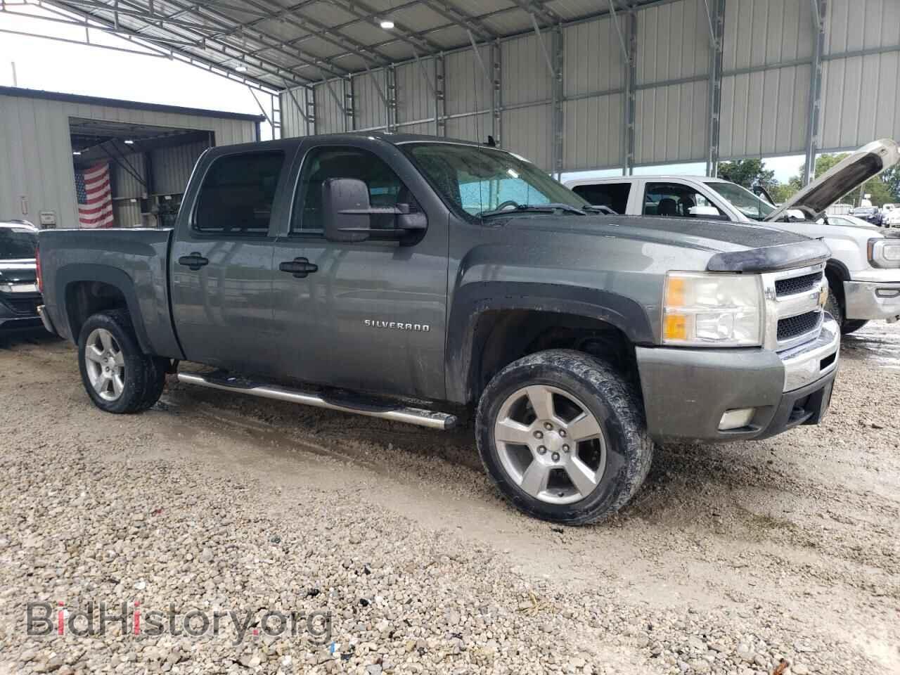 2011 CHEVROLET ALL Models - VIN: 3GCPKSE33BG217841 - Фото 4