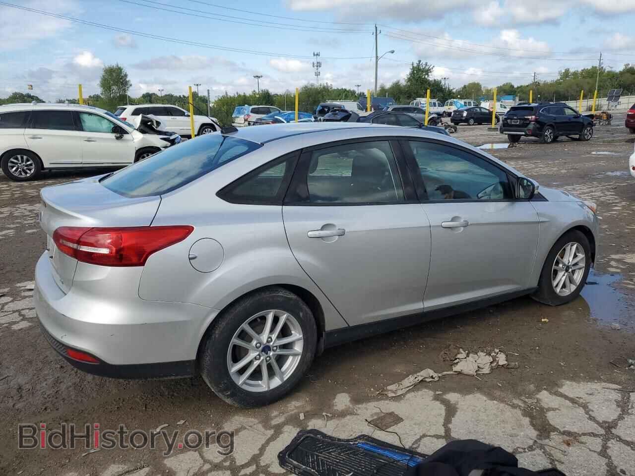 2017 FORD FOCUS - VIN: 1FADP3F24HL228848 - Фото 3
