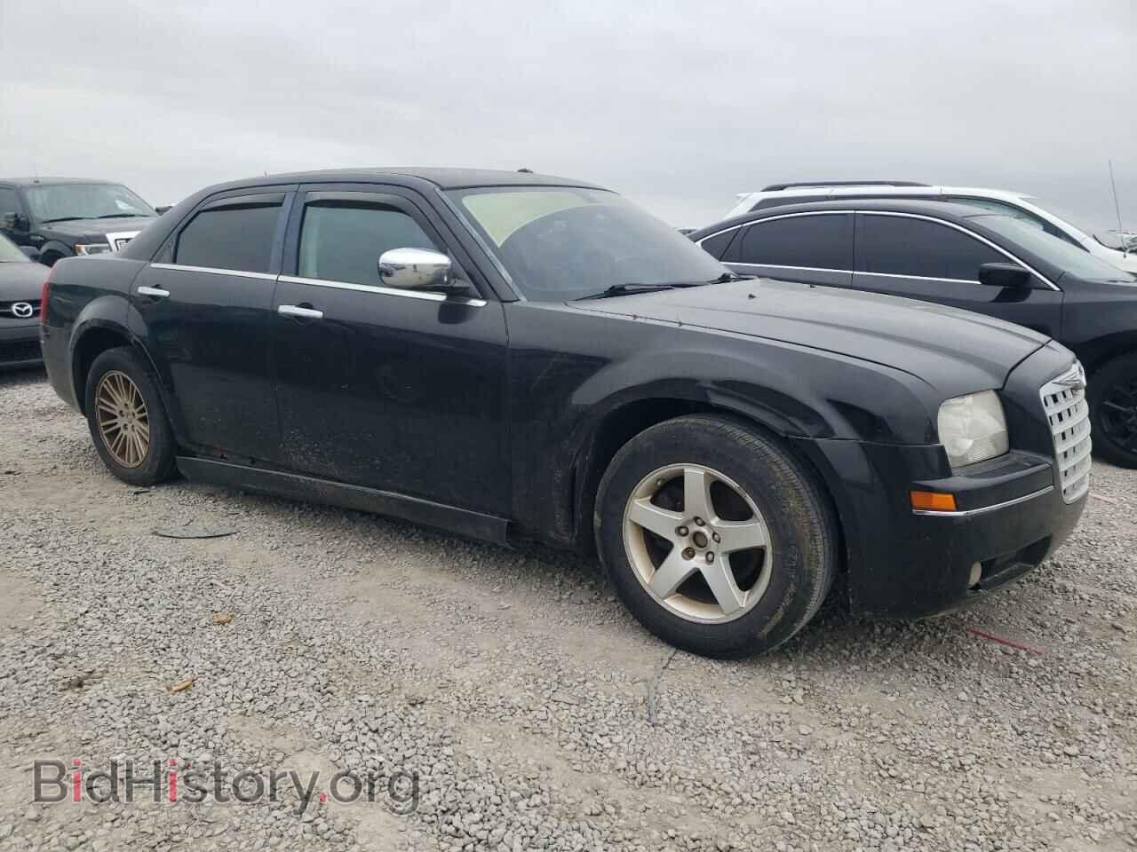 2010 CHRYSLER 300 - VIN: 2C3CA5CV5AH221061 - Фото 4