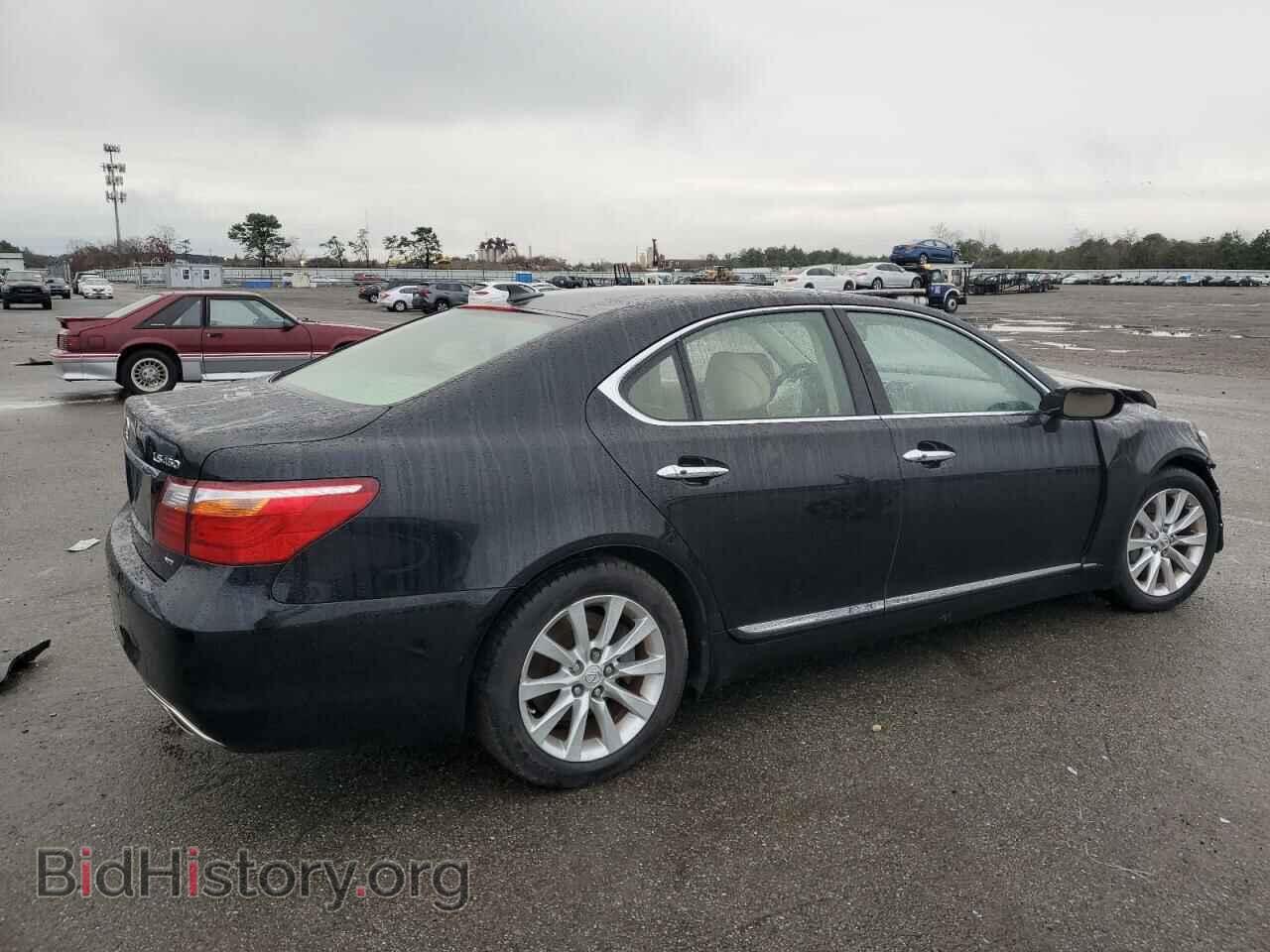 2011 LEXUS LS460 - VIN: JTHCL5EF2B5011388 - Photo 3