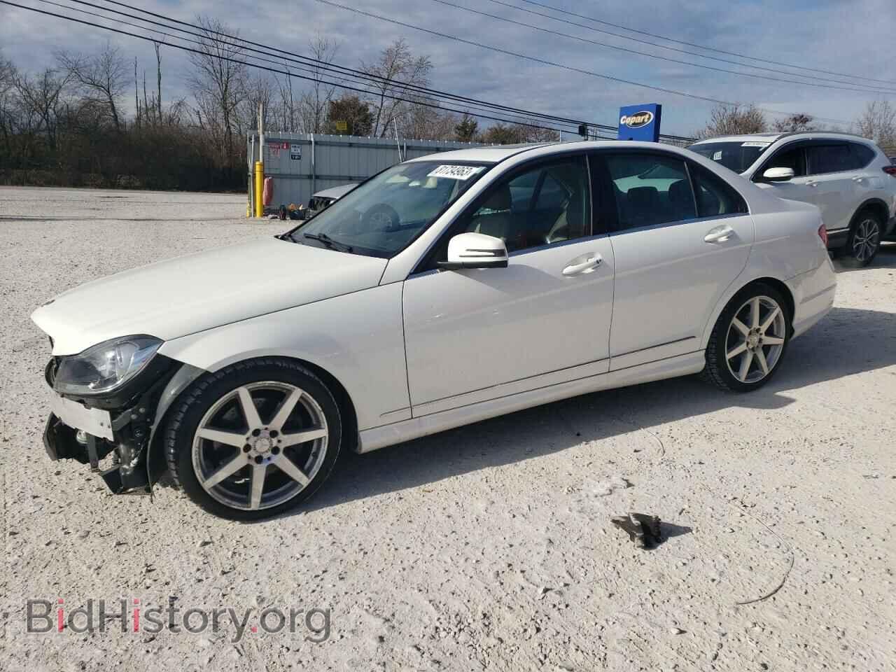 Photo WDDGF8AB2EA956714 - MERCEDES-BENZ C-CLASS 2014