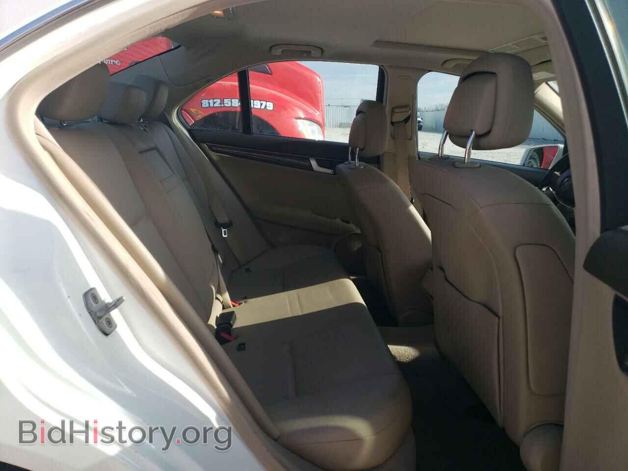 2014 MERCEDES-BENZ C-CLASS - VIN: WDDGF8AB2EA956714 - Фото 10