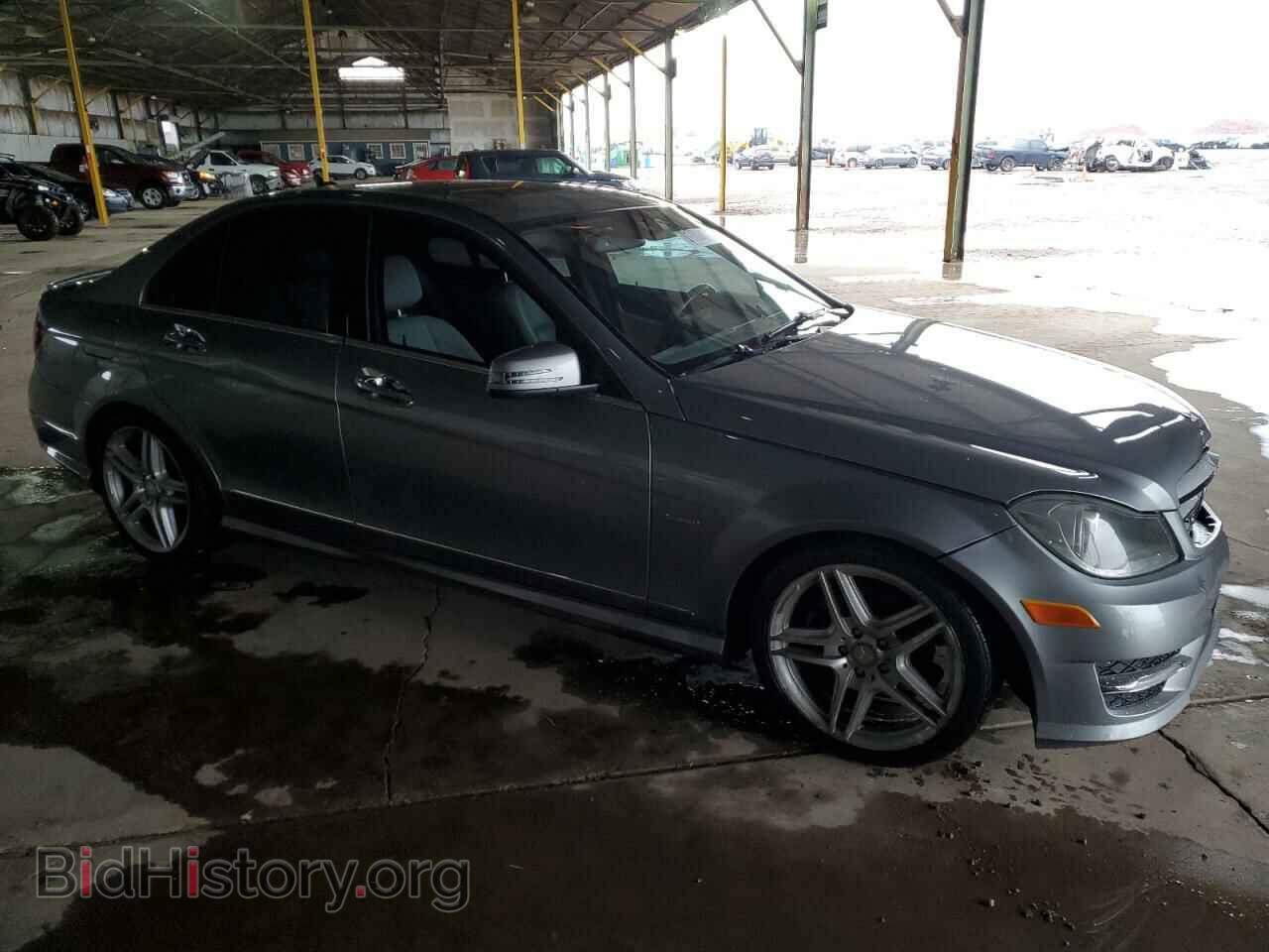 2012 MERCEDES-BENZ C-CLASS - VIN: WDDGF4HB8CA605561 - Фото 4