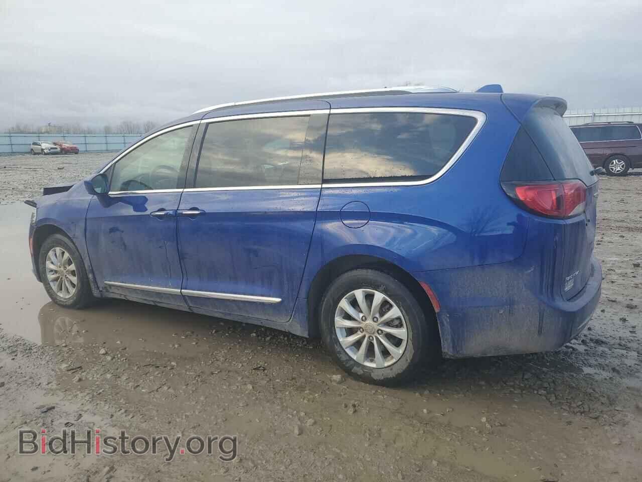 2019 CHRYSLER PACIFICA - VIN: 2C4RC1BG0KR666153 - Фото 2