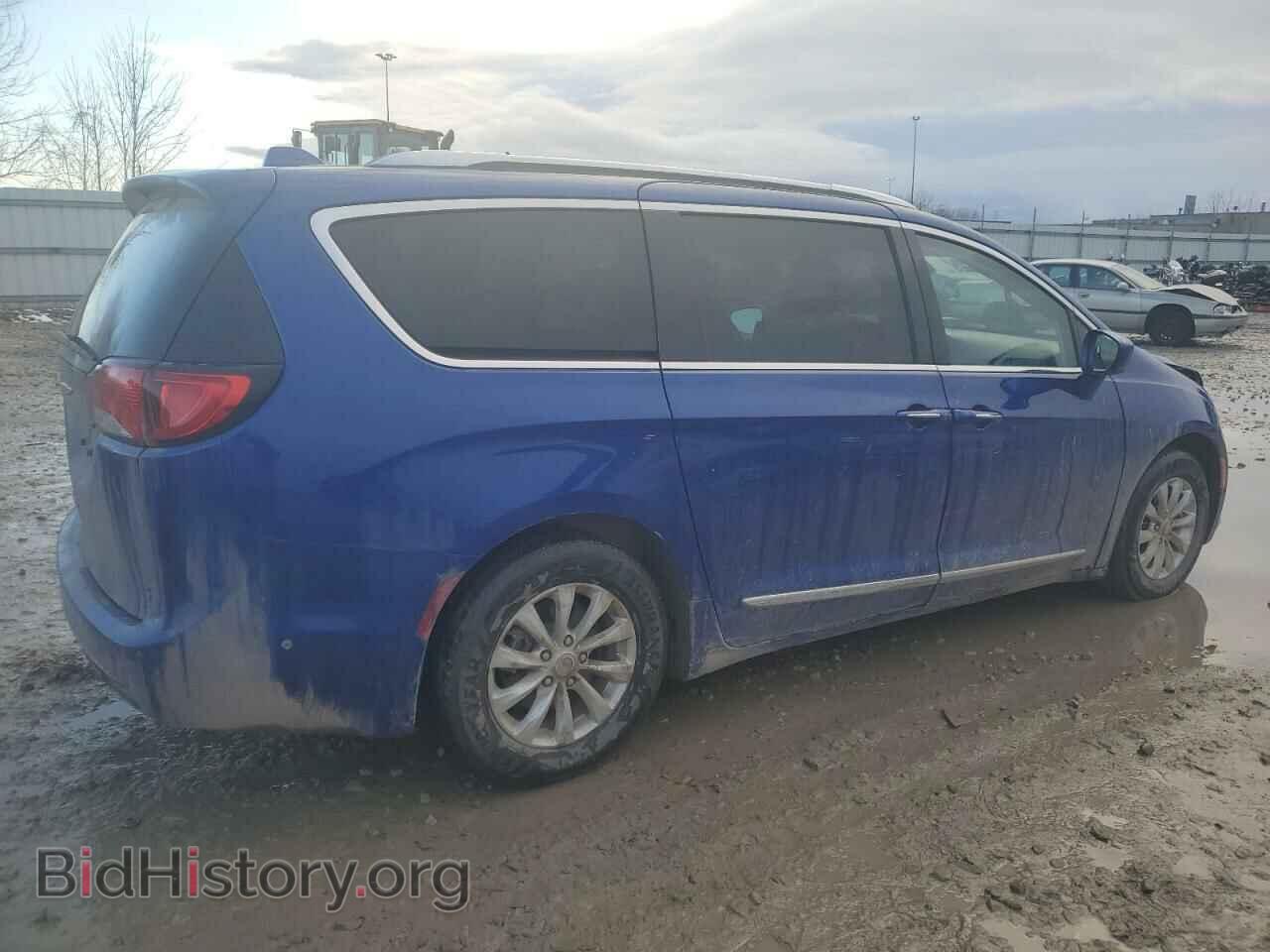 2019 CHRYSLER PACIFICA - VIN: 2C4RC1BG0KR666153 - Фото 3