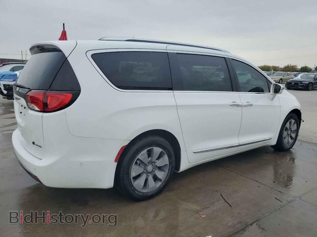 2018 CHRYSLER PACIFICA - VIN: 2C4RC1N77JR105409 - Фото 3