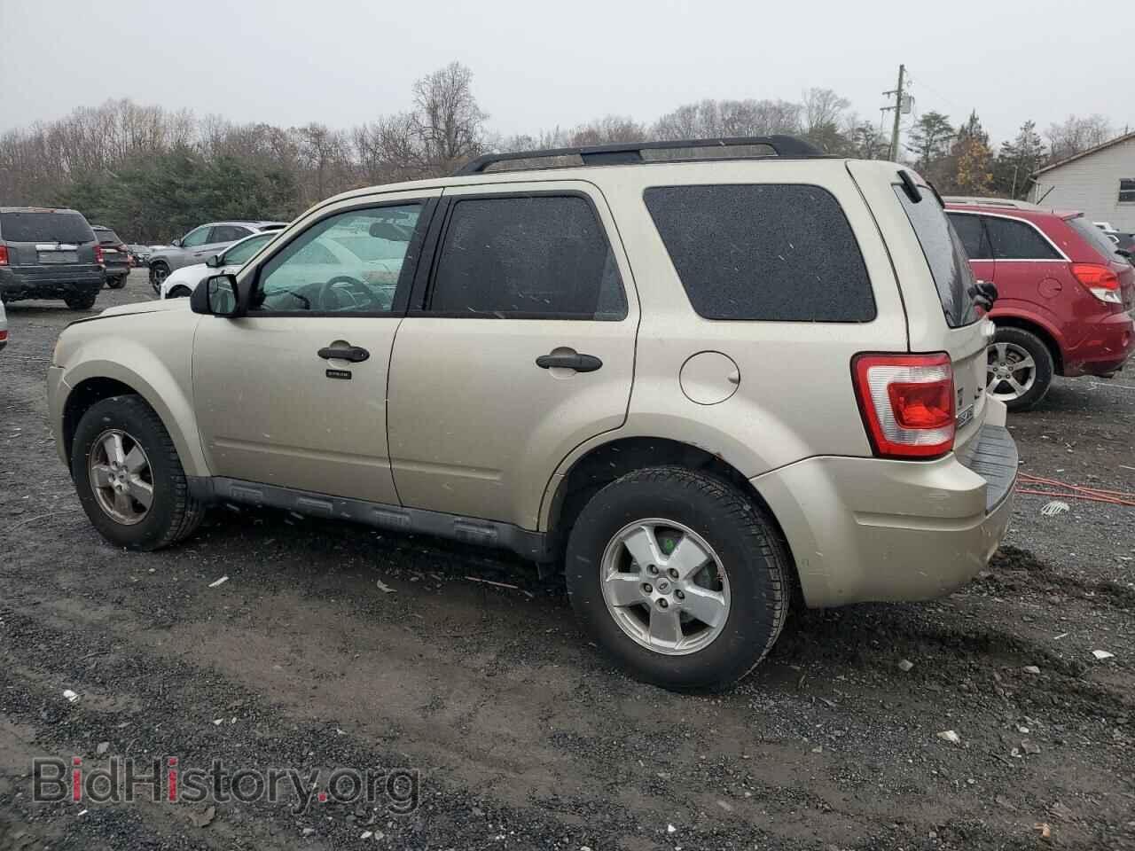 2011 FORD ESCAPE - VIN: 1FMCU9D72BKC11281 - Фото 2