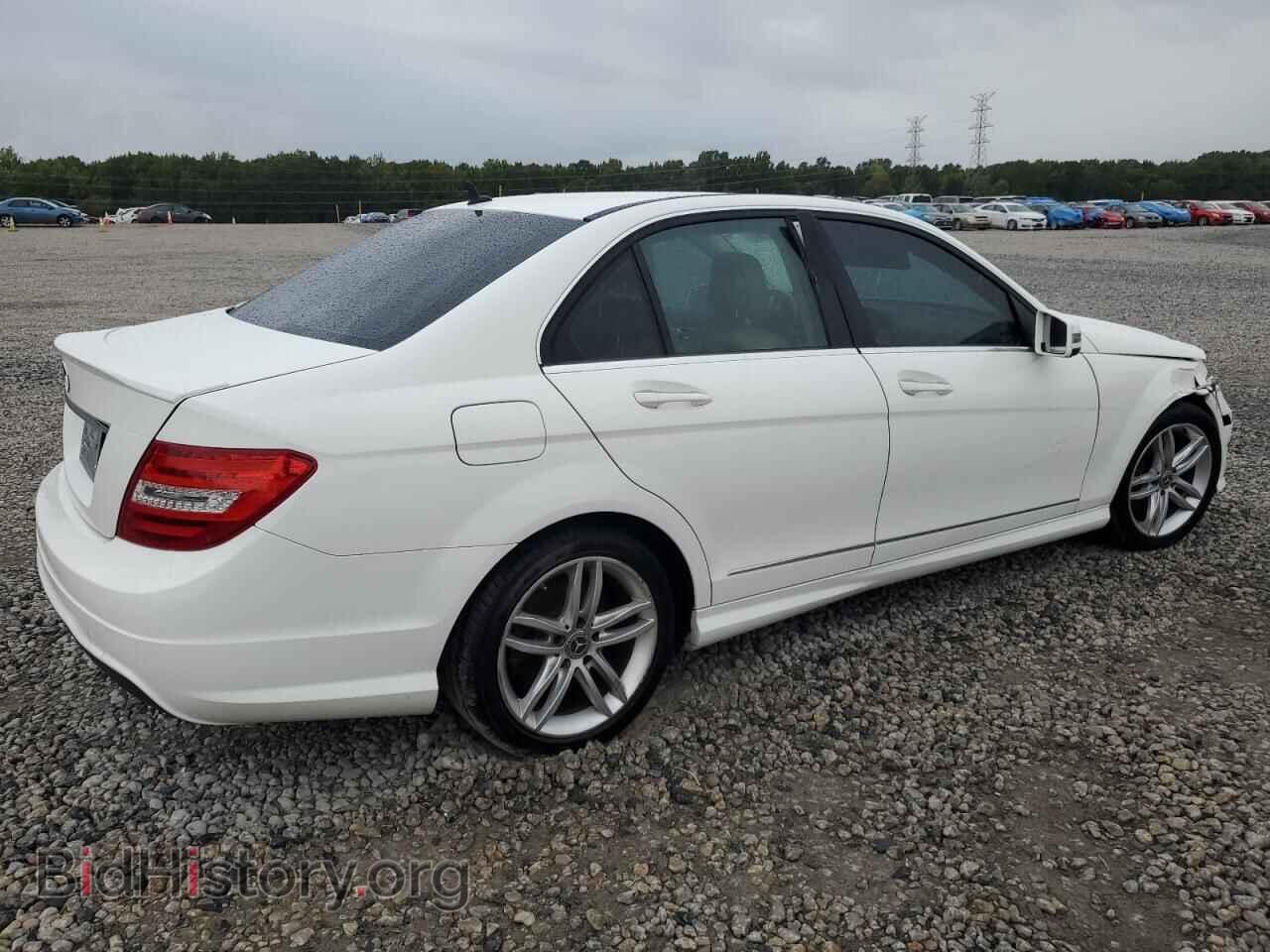 2014 MERCEDES-BENZ C-CLASS - VIN: WDDGF4HB3EA955246 - Фото 3