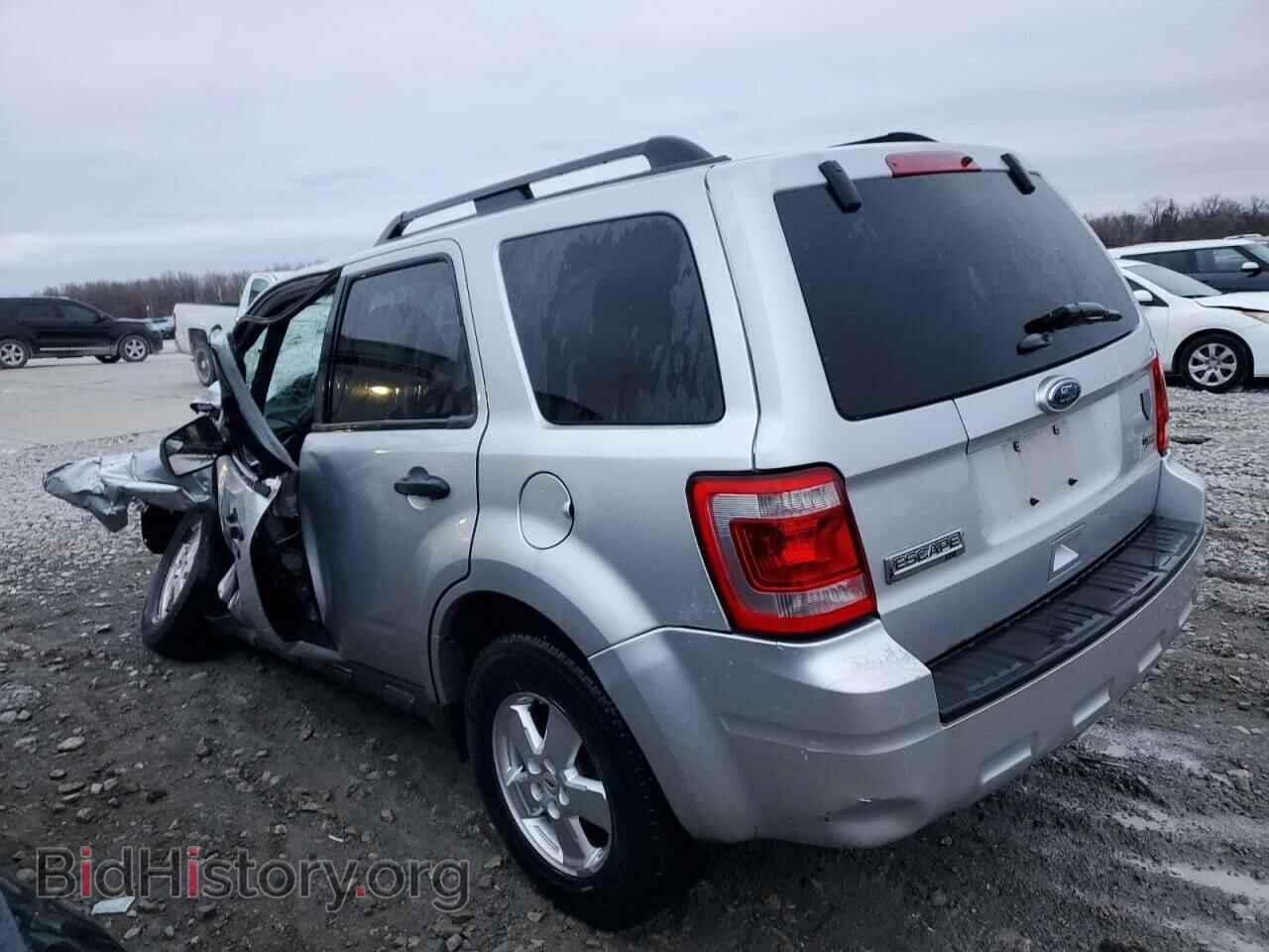 2011 FORD ESCAPE - VIN: 1FMCU0DG0BKA15268 - Фото 2