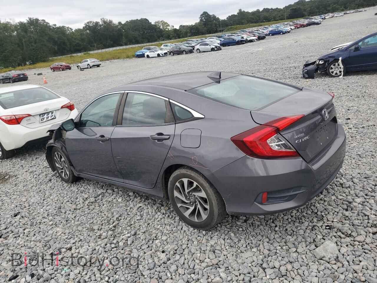 2018 HONDA CIVIC - VIN: 2HGFC2F73JH605145 - Фото 2