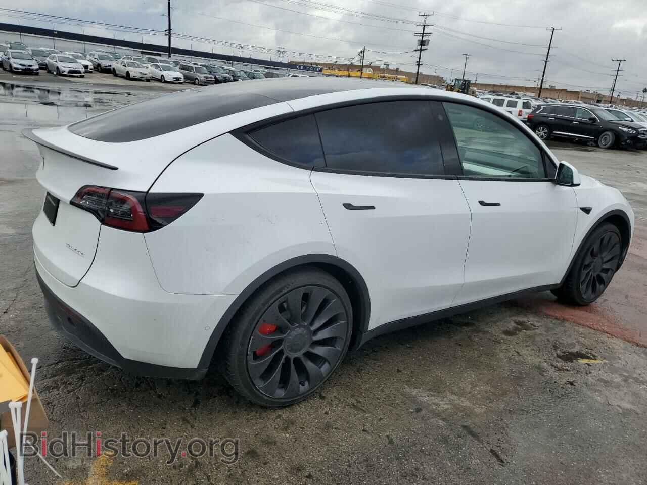 2022 TESLA MODEL Y - VIN: 7SAYGDEF2NF532011 - Photo 3