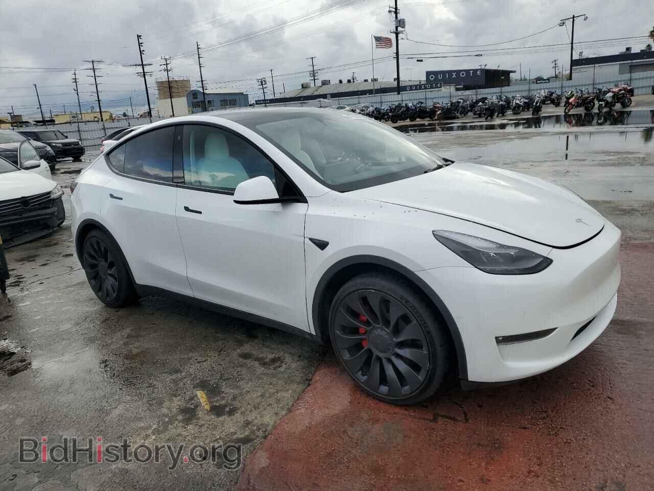 2022 TESLA MODEL Y - VIN: 7SAYGDEF2NF532011 - Photo 4
