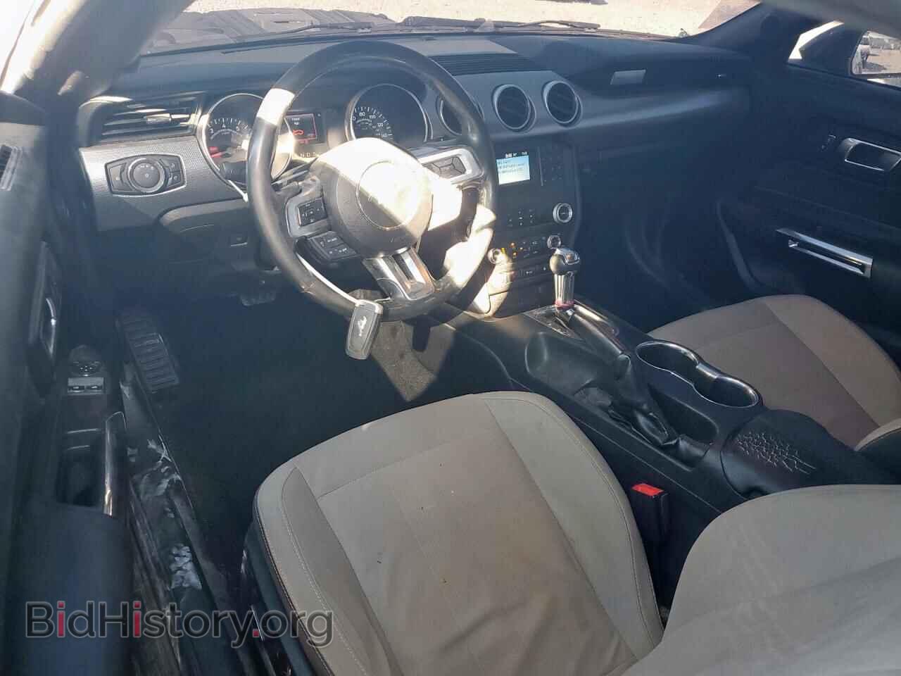 2019 FORD MUSTANG - VIN: 1FA6P8CF6K5147942 - Фото 8