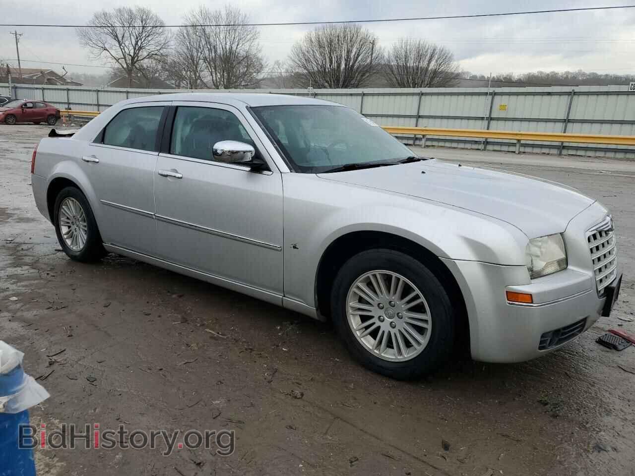 2010 CHRYSLER 300 - VIN: 2C3CA4CD5AH206058 - Фото 4