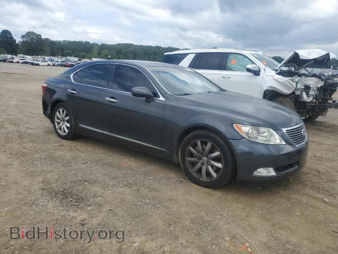 2008 LEXUS LS460 - VIN: JTHBL46F685073776 - Photo 4