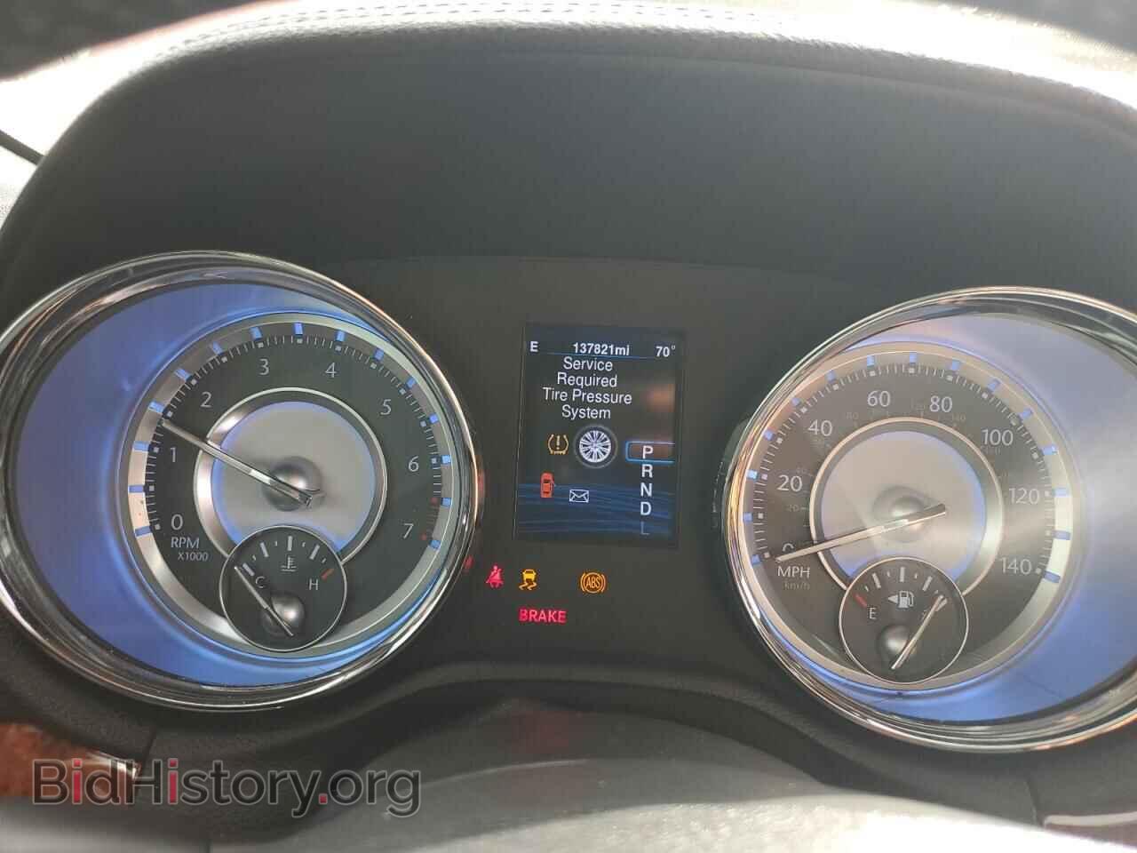 2014 CHRYSLER 300 - VIN: 2C3CCARG1EH211757 - Фото 9