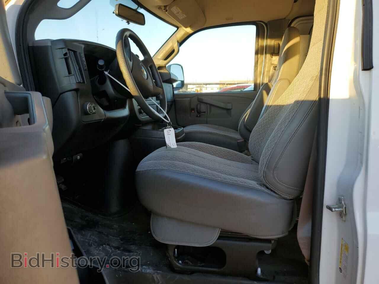2018 CHEVROLET EXPRESS - VIN: 1GCWGAFPXJ1343183 - Фото 7