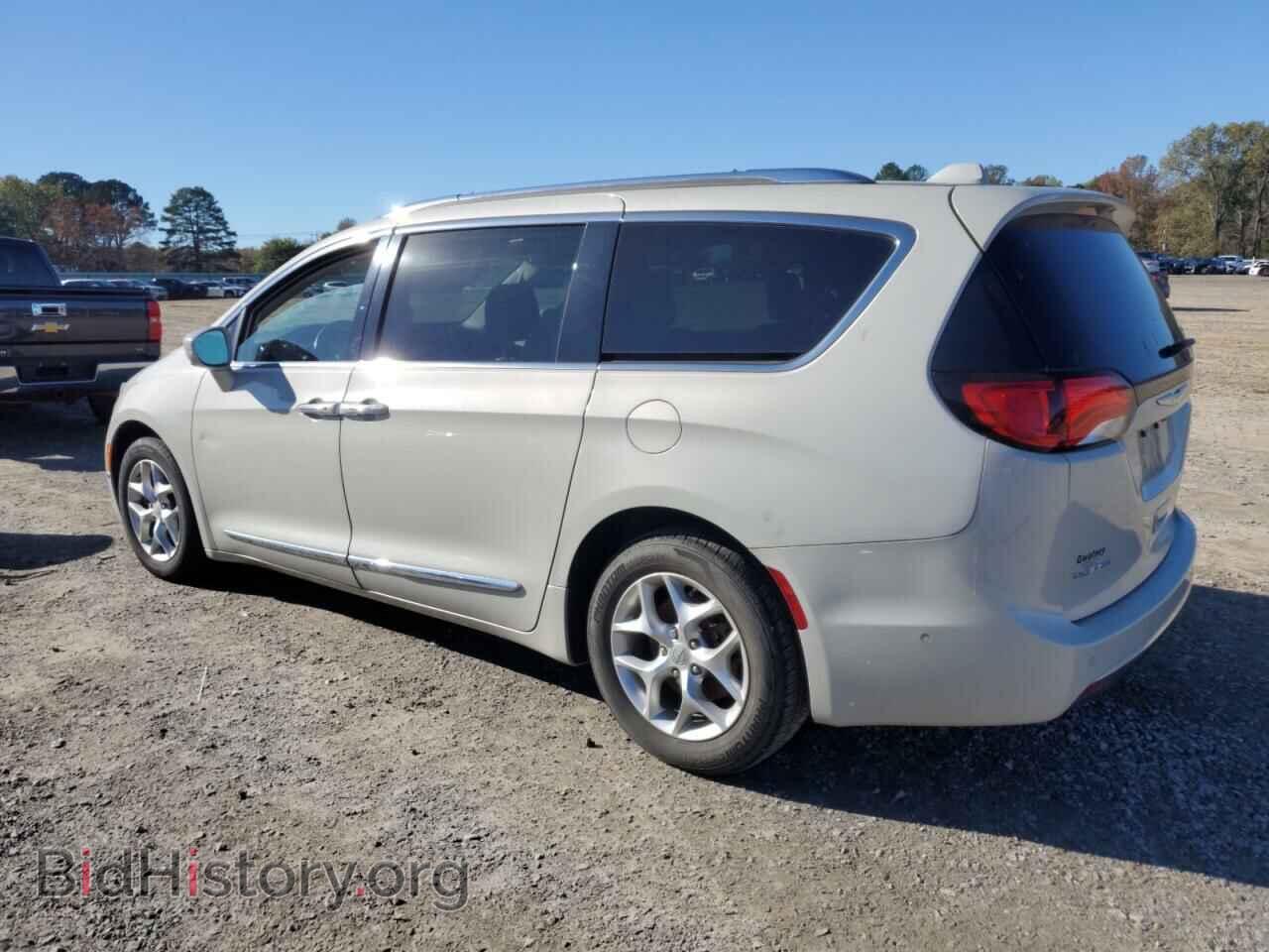 2017 CHRYSLER PACIFICA - VIN: 2C4RC1EGXHR608541 - Photo 2