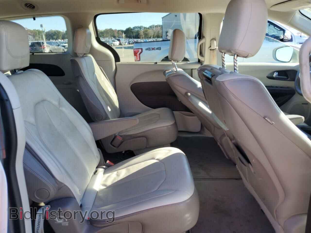 2017 CHRYSLER PACIFICA - VIN: 2C4RC1EGXHR608541 - Photo 11