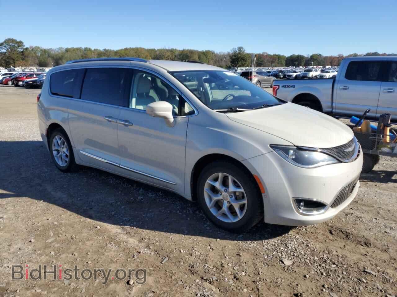 2017 CHRYSLER PACIFICA - VIN: 2C4RC1EGXHR608541 - Photo 4