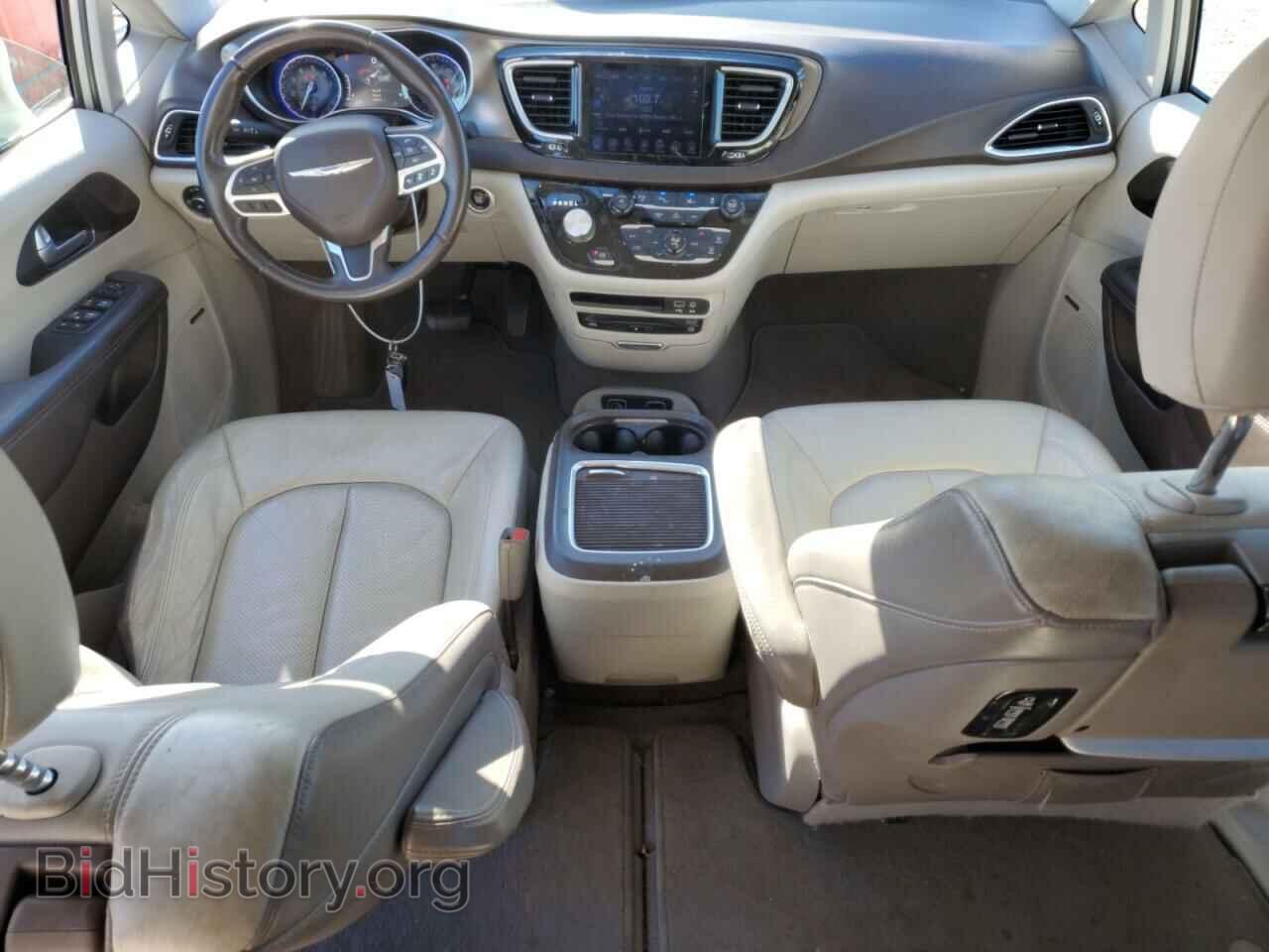 2017 CHRYSLER PACIFICA - VIN: 2C4RC1EGXHR608541 - Photo 8