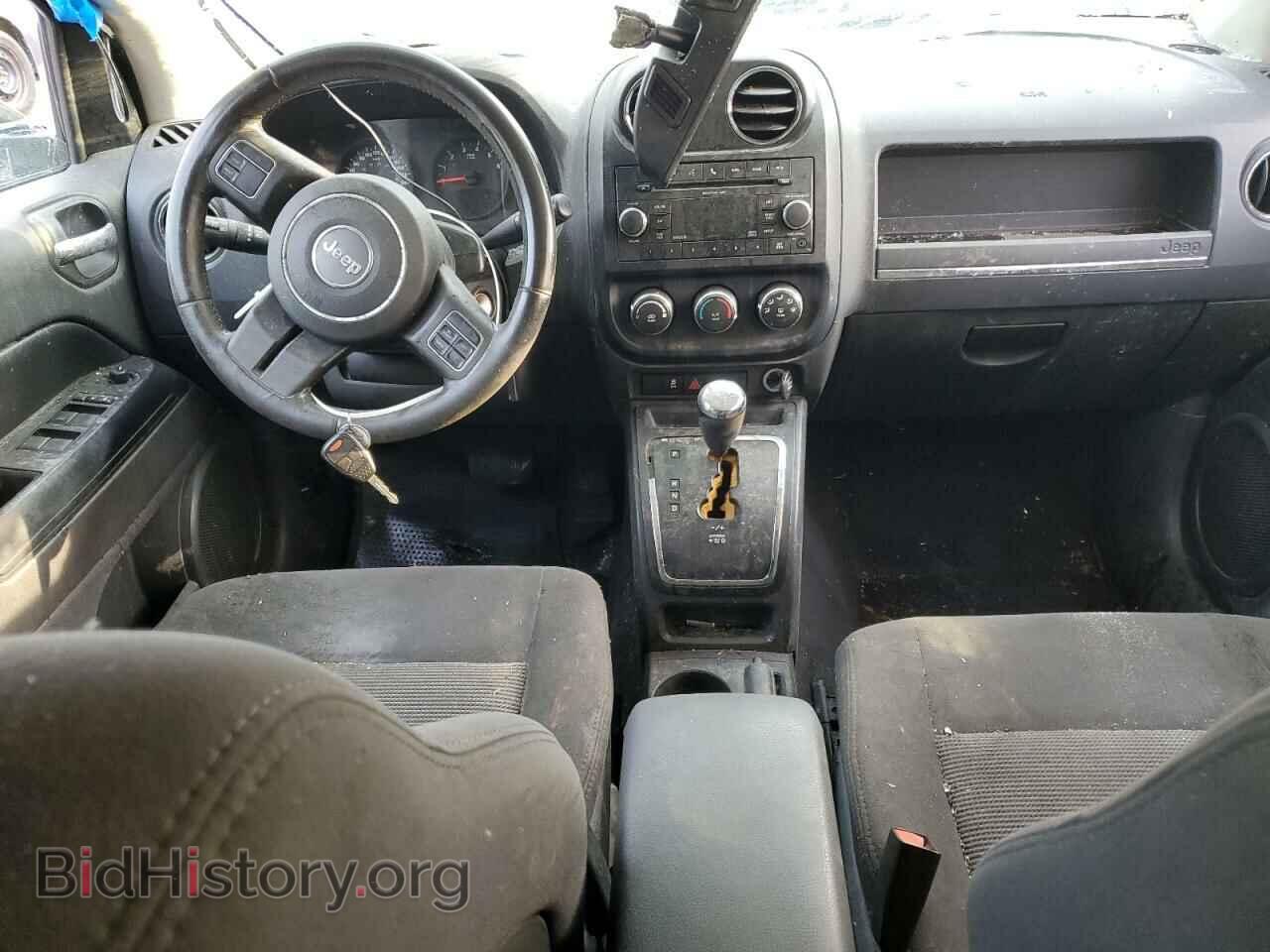 2011 JEEP COMPASS - VIN: 1J4NT4FB0BD256562 - Photo 8