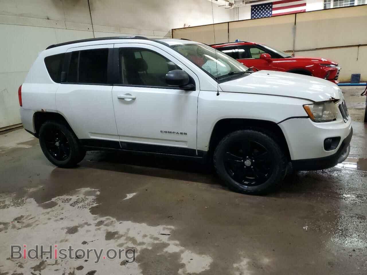 2012 JEEP COMPASS - VIN: 1C4NJDEB8CD511540 - Photo 4